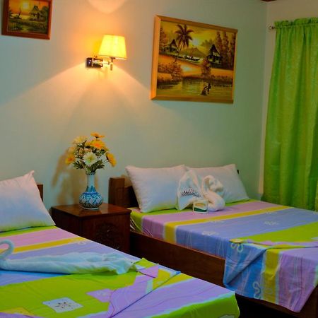 Sea Jewel Beach Resort Puerto Galera Exterior photo
