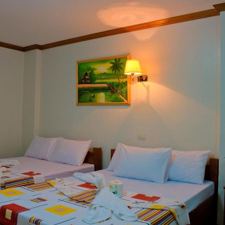 Sea Jewel Beach Resort Puerto Galera Exterior photo