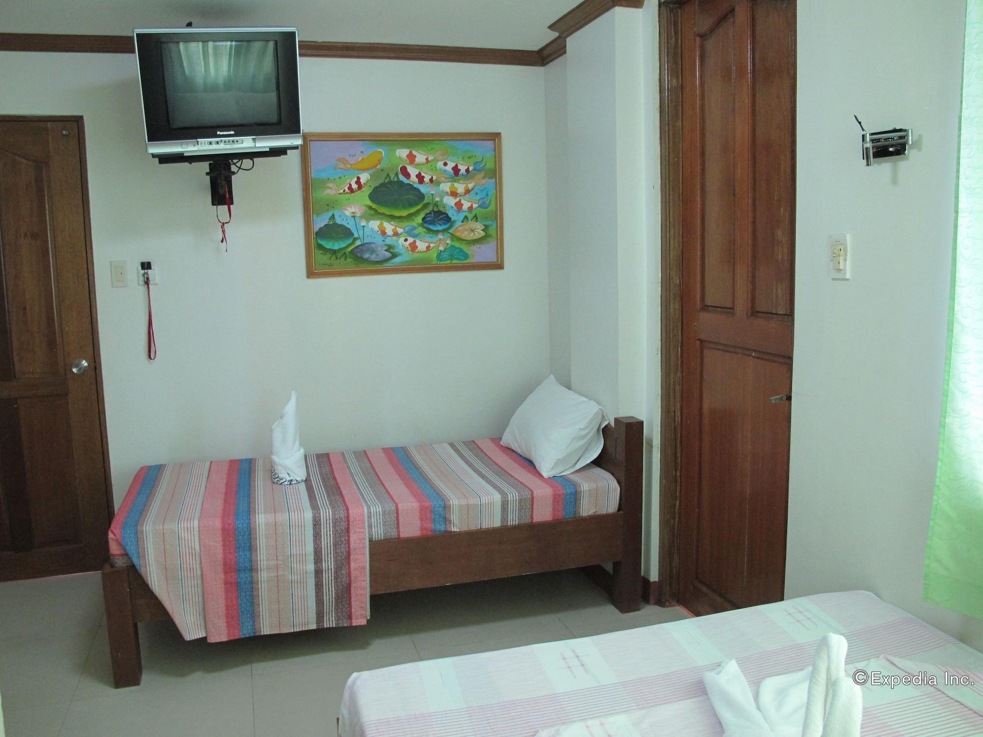 Sea Jewel Beach Resort Puerto Galera Exterior photo