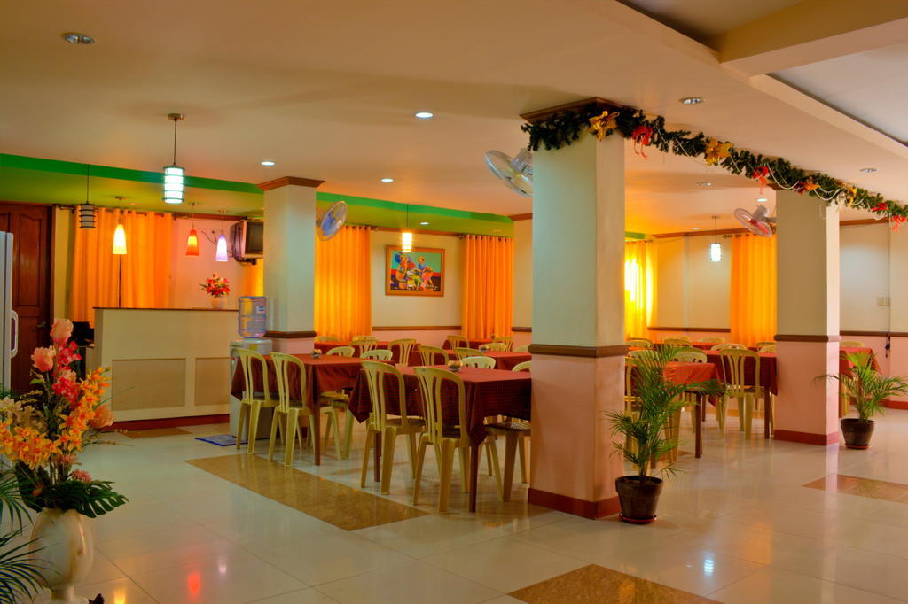 Sea Jewel Beach Resort Puerto Galera Exterior photo