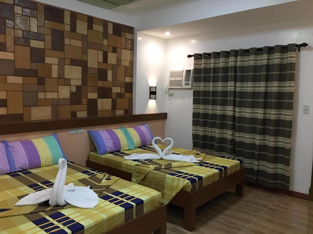 Sea Jewel Beach Resort Puerto Galera Exterior photo