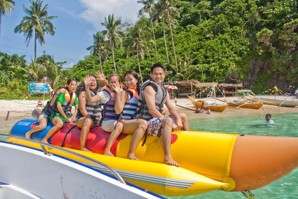 Sea Jewel Beach Resort Puerto Galera Exterior photo