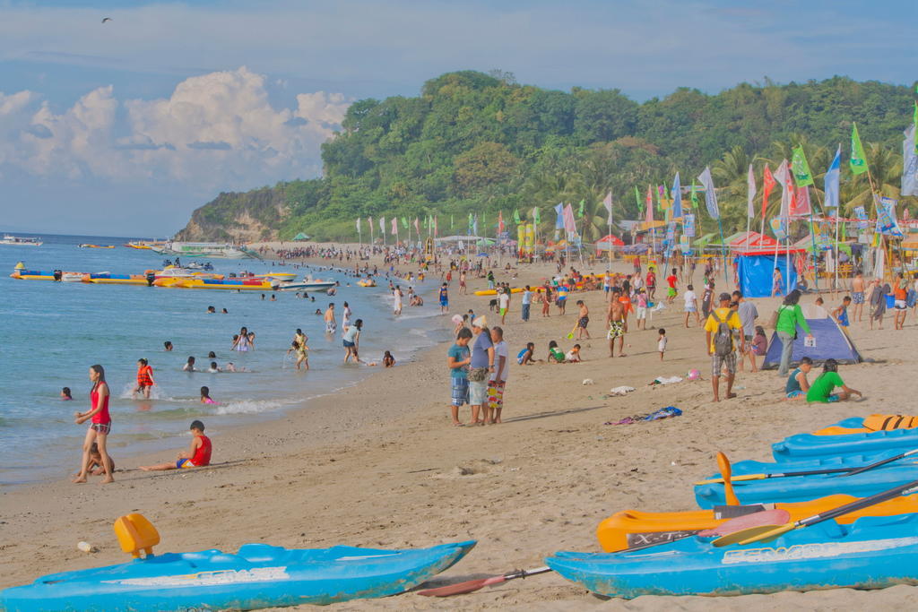 Sea Jewel Beach Resort Puerto Galera Exterior photo