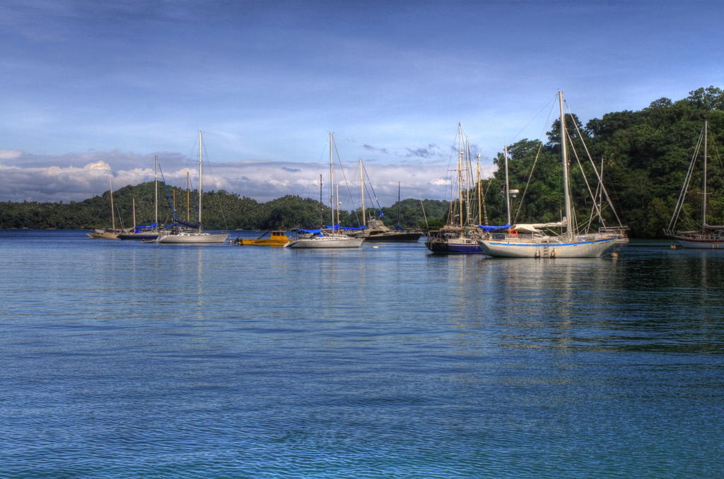 Sea Jewel Beach Resort Puerto Galera Exterior photo