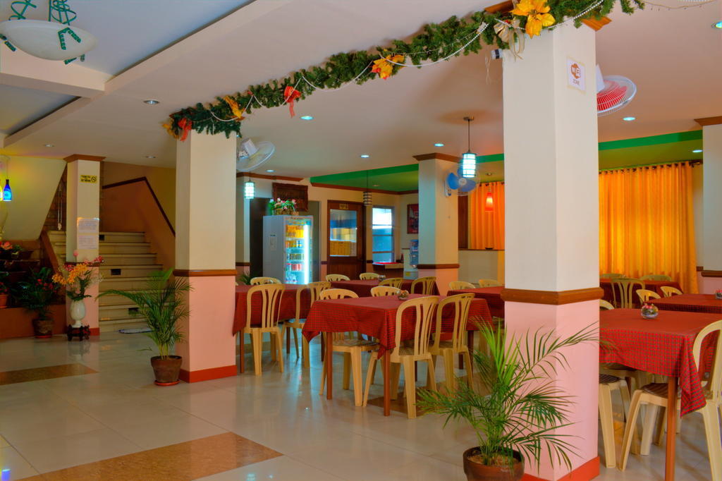 Sea Jewel Beach Resort Puerto Galera Exterior photo