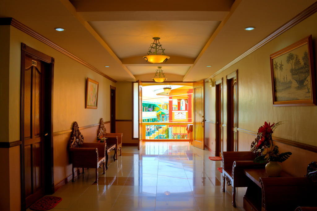 Sea Jewel Beach Resort Puerto Galera Exterior photo